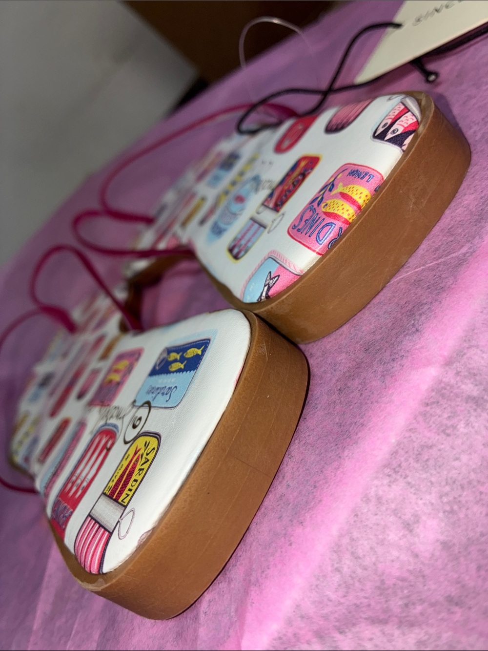 Tropical sardine can print sandals - Picture 4 of 4